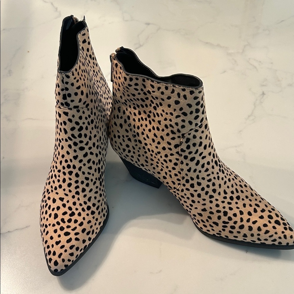 Qupid Tan and Black Spotted Ankle Boots